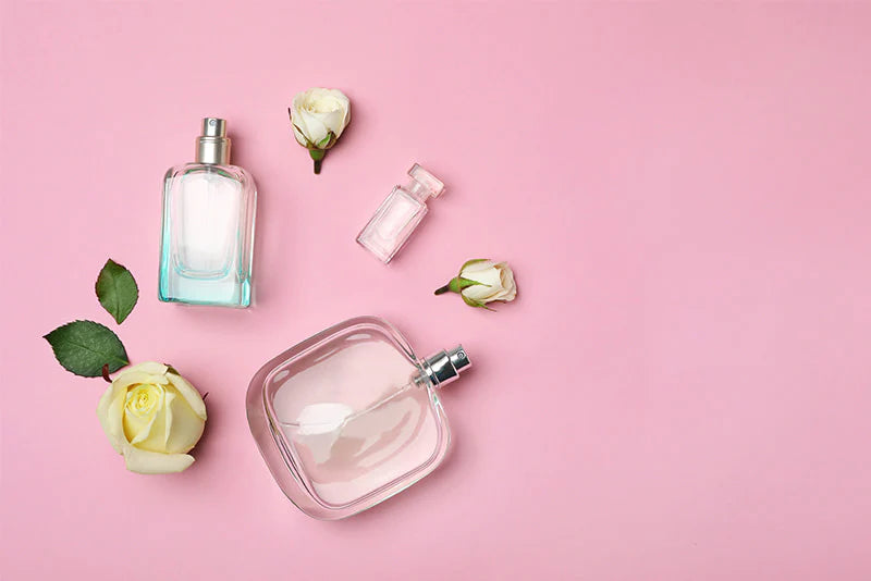 Los 10 Mejores Perfumes para una Mujer Joven y Llena de Vida