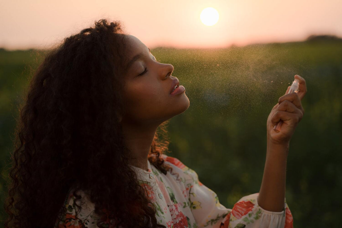 Descubre cuáles son los perfumes más vendidos de mujer.